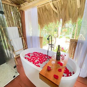 Nuscaa Boutique Tree House & Spa Hotel Puerto Morelos